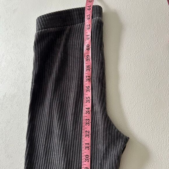 Aerie Ribbed Velour Flare Pants Gray Size M | Cozy Lounge Athleisure - Picture 6 of 7